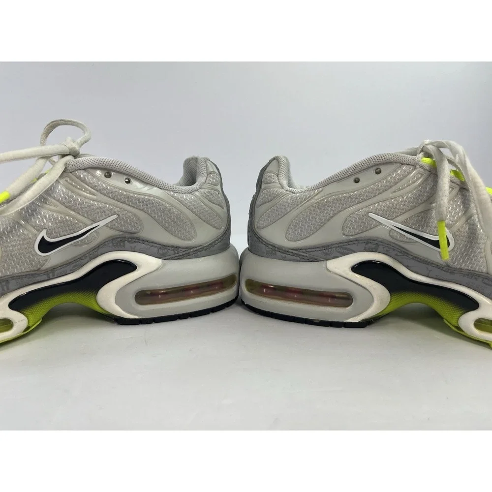 Nike Air Max Plus Platinum Grey GS Youth Size 6.5Y Women's 8 CD0609-015